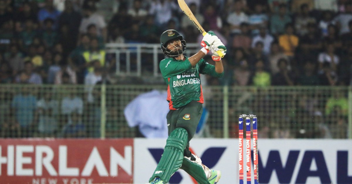 ২০০ পার করেও চাপে বাংলাদেশ